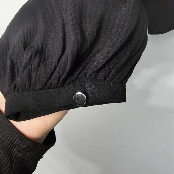 Festive Black Gauze Vneck Blouse ( Jennifer Lopez) Disco Size Large - Picture 5 of 7